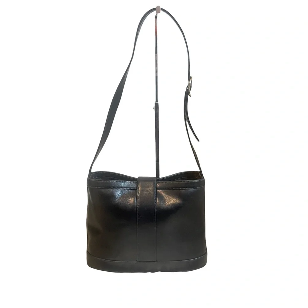 Vintage Gucci Monogrammed Bucket Bag - Picture 7 of 13